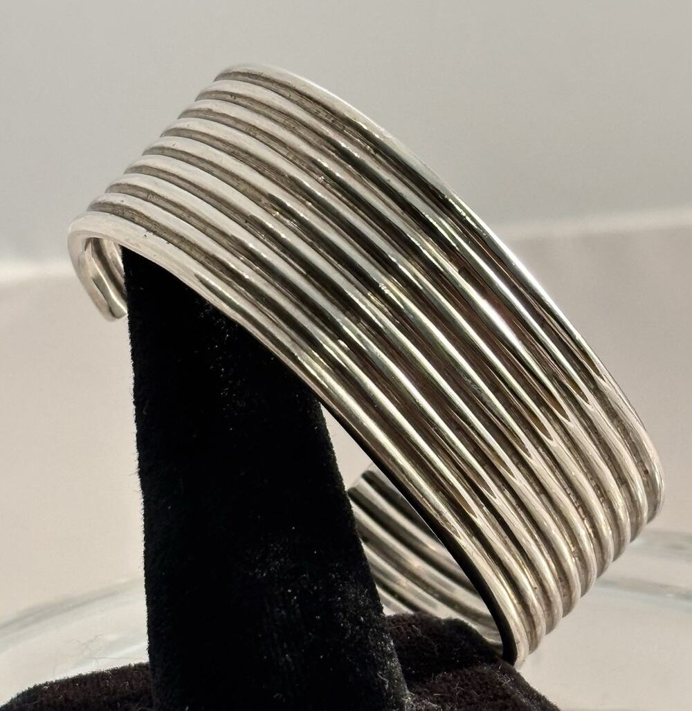 Vintage Mike Bird Romero Sterling 9 Row CUFF BRACELET Ohkay Owingeh Pueblo/Tewa